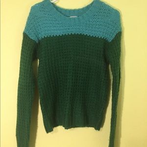Green/blue sweater